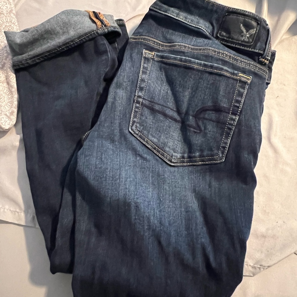 AE capris